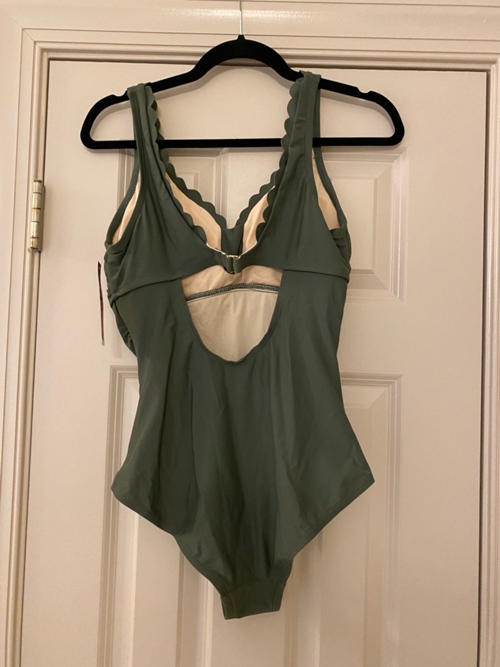 NWT Merona M Olive Green Scallop One-Piece Swimsuit - Picture 4 of 8